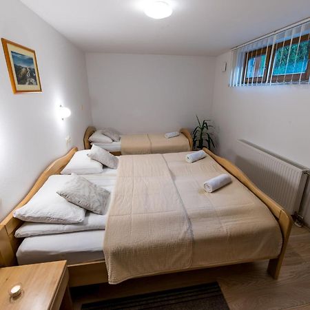 Zimzeleni Apartments Zreče Zewnętrze zdjęcie