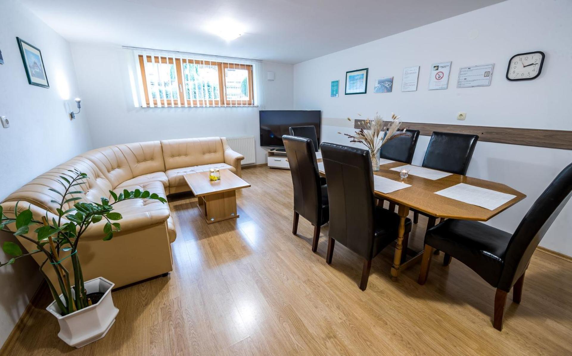 Zimzeleni Apartments Zreče Zewnętrze zdjęcie