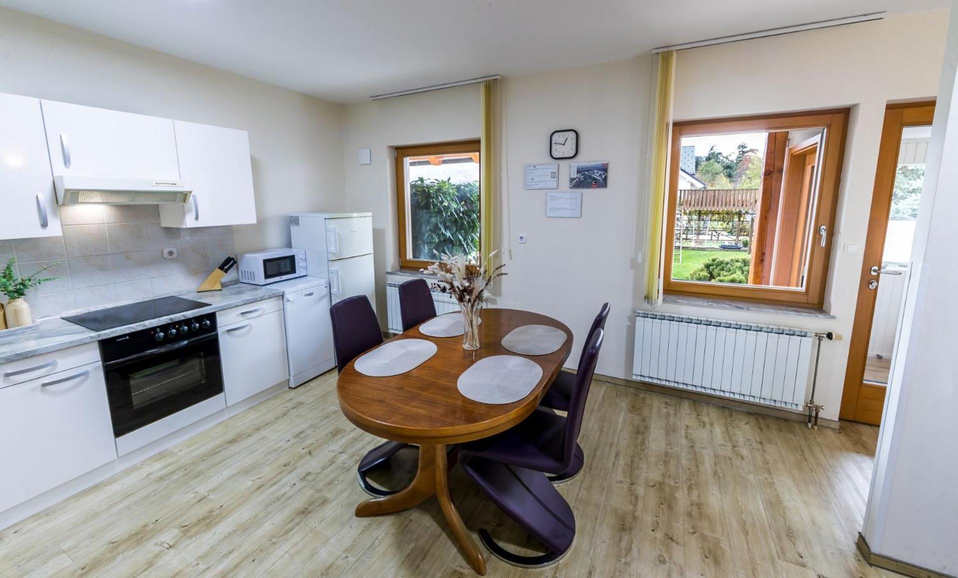 Zimzeleni Apartments Zreče Zewnętrze zdjęcie